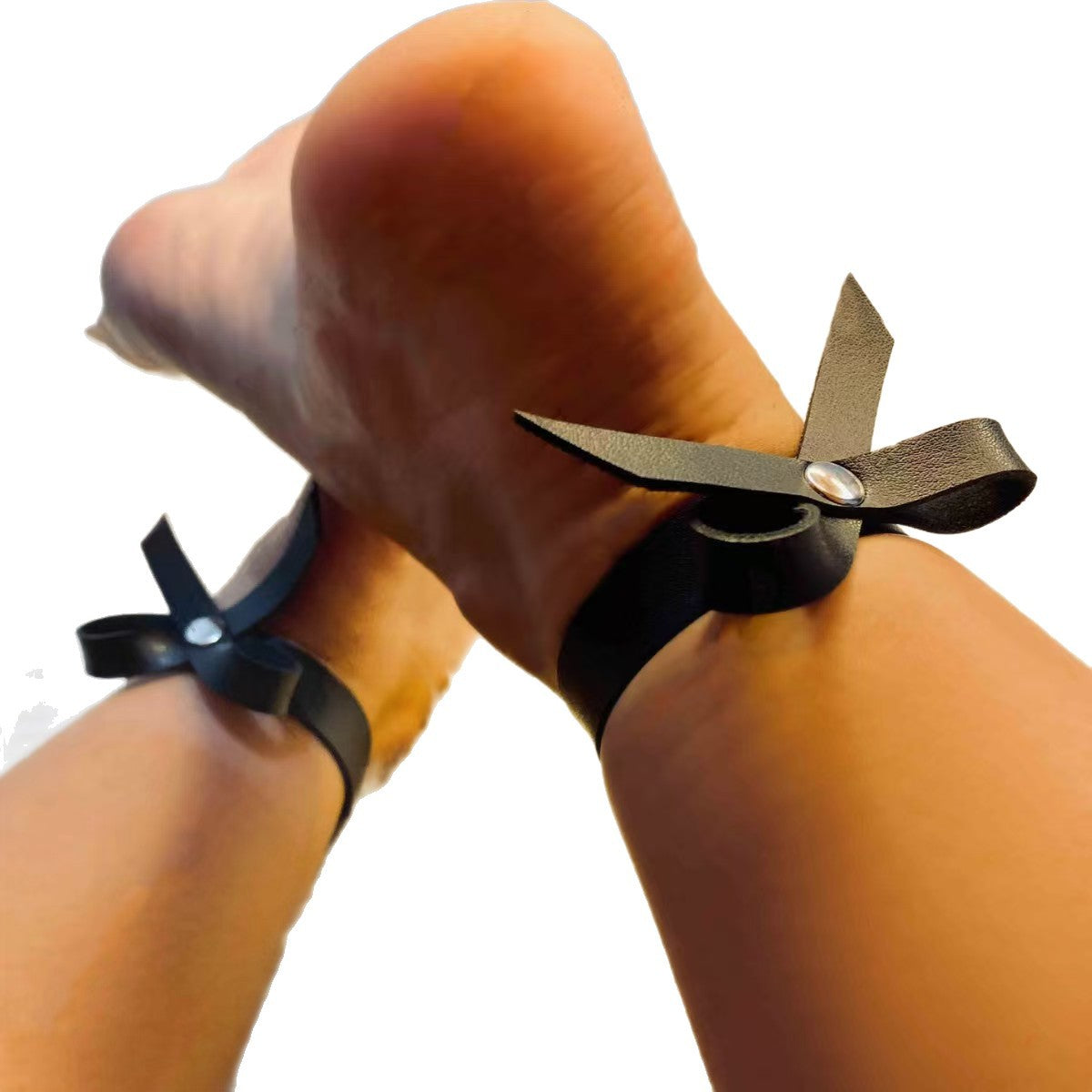 Bracelet de cheville en cuir PU style punk gothique, nœud papillon ajustable, accessoire de chaussure décoratif et polyvalent