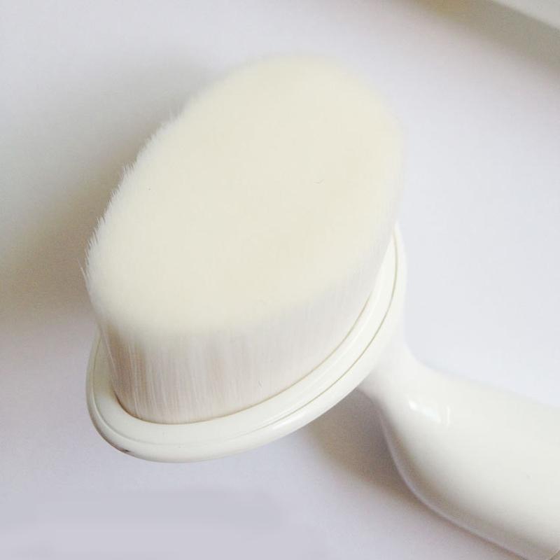 L6SKIN™- Brosse nettoyante soyeuse visage
