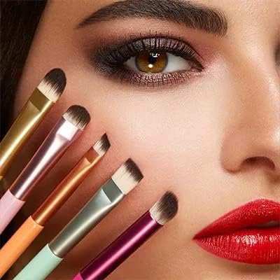 KIKO Milano Eyes 62 Slanted Eyeliner Brush | Pinceau Forme Biseautée pour Eye-Liner, Fibres Synthétiques