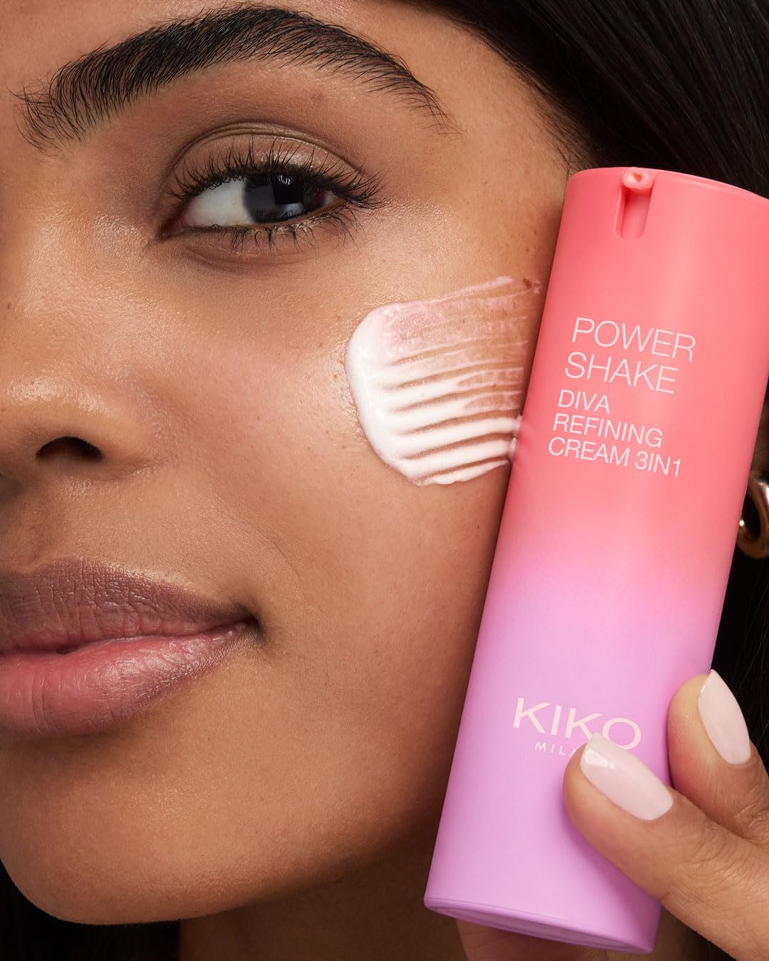 KIKO Milano Power Shake Diva Refining Cream 3In1, Crème Visage 3-En-1 : Hydratante, Base De Teint, Illuminatrice
