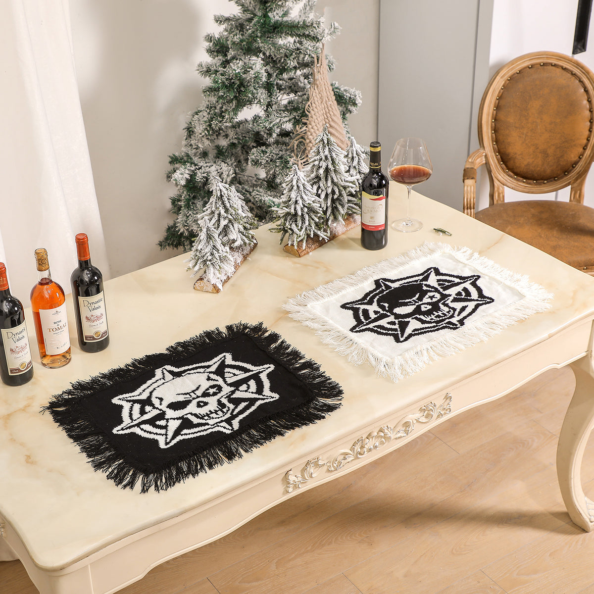 THEMEASHOP™-Halloween meal mat skull knitted black and white two-color table cloth party decoration