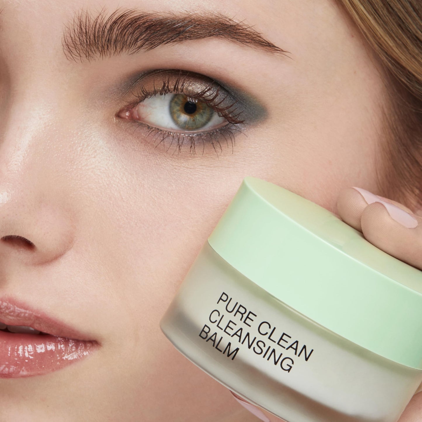 KIKO Milano Pure Clean Wipes Mini, Lingettes Démaquillantes Visage, Contour Des Yeux Et Lèvres Au Format Mini
