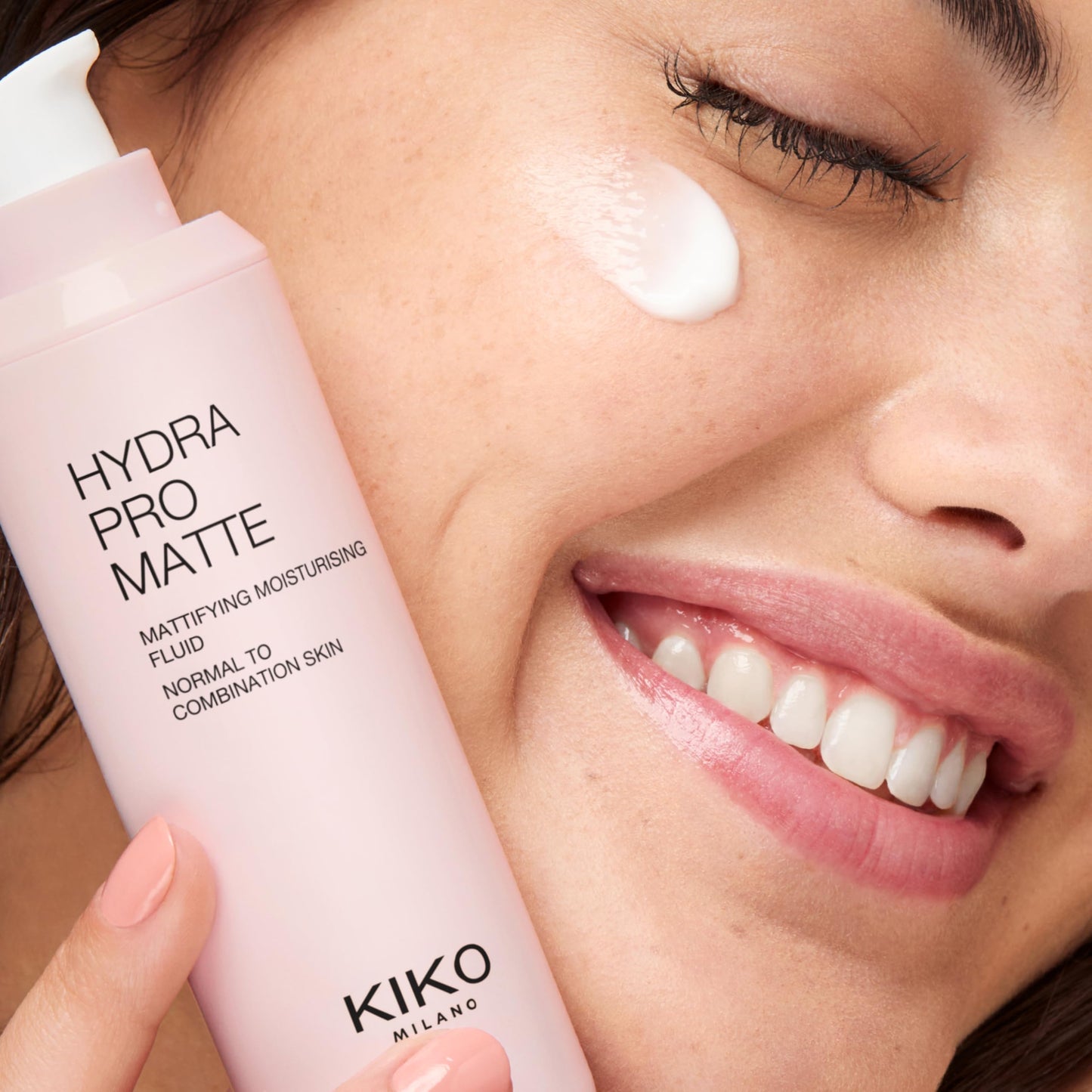 KIKO Milano Hydra Pro Eyes, Sérum Hydratant Pour Le Contour Des Yeux À L’Acide Hyaluronique