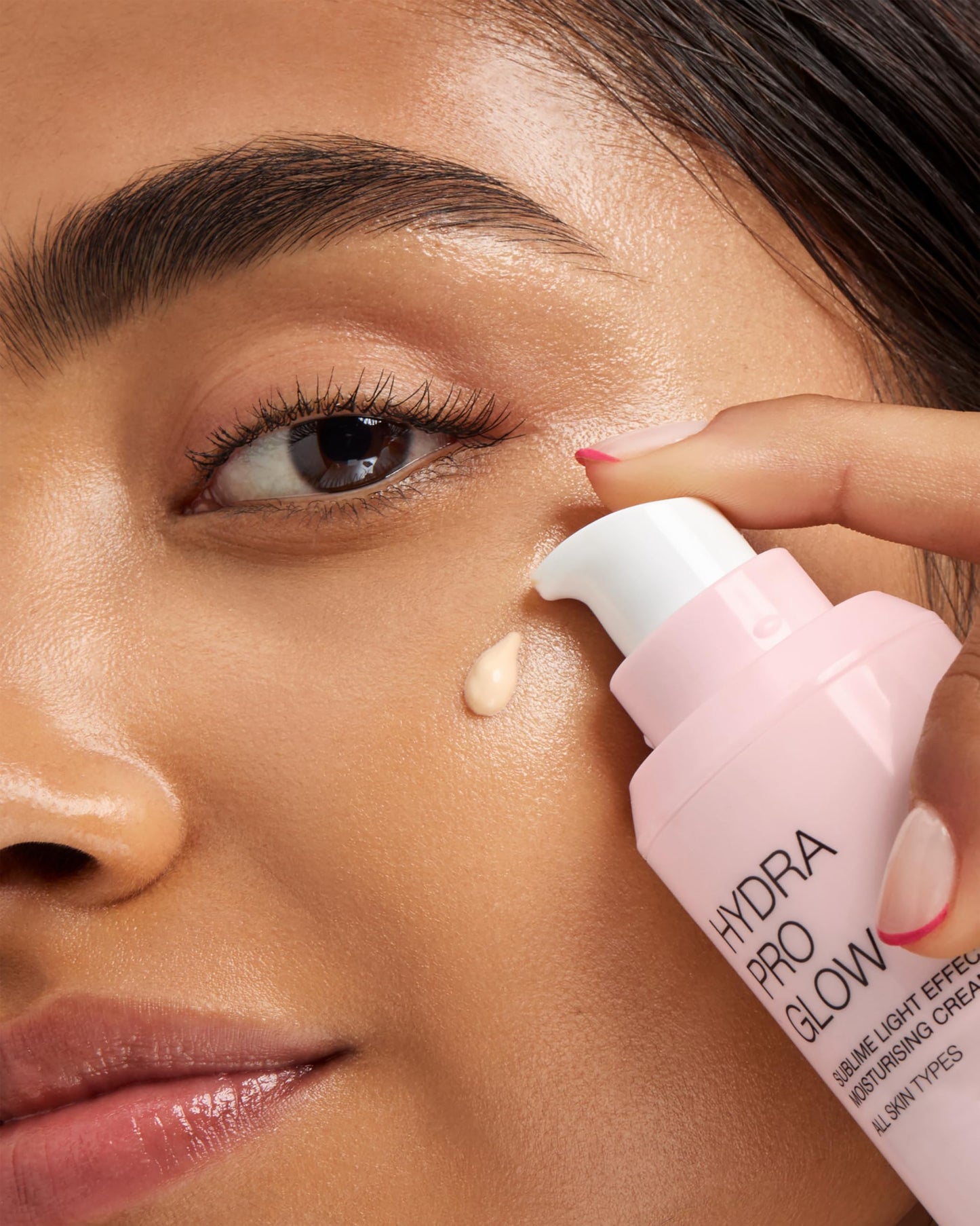 KIKO Milano Hydra Pro Eyes, Sérum Hydratant Pour Le Contour Des Yeux À L’Acide Hyaluronique