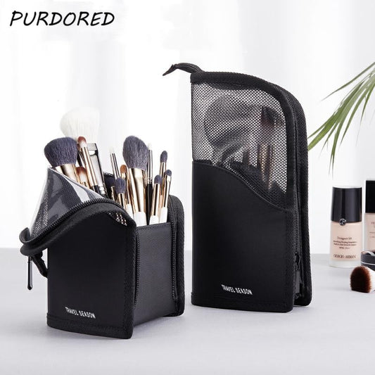 PURDORED Trousse de toilette transparente avec support et fermeture éclair, idéale pour les voyages. Porte-pinceaux de maquillage et organisateur.